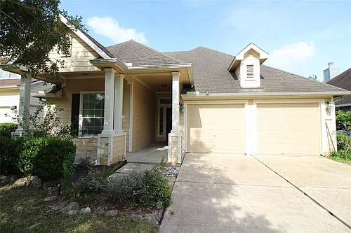 1011 Lexington Green Dr Photo 1