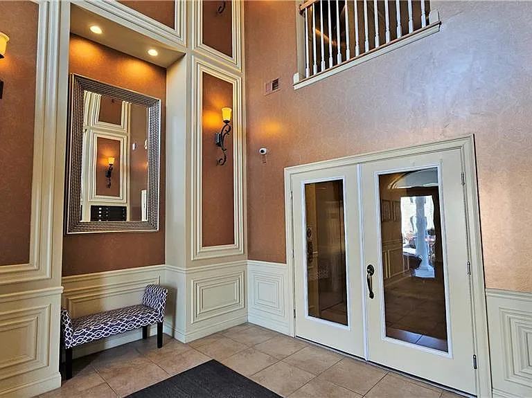 313 Canter Ct — Photo 18