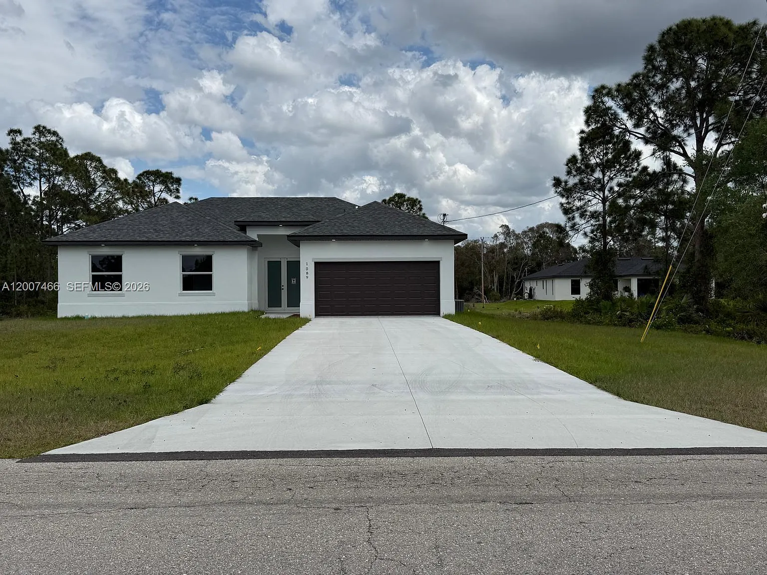 4 bed, 2.0 bath, $2,000 — Photo 2