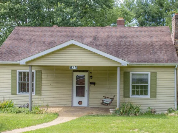 635 Cumberland St, Marion, VA 24354