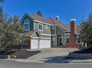 375 Blue Oak Ln, Clayton, CA 94517