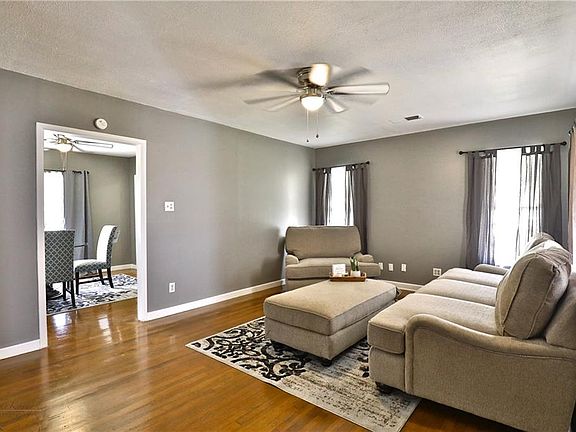 4th image of 3002 Palm St