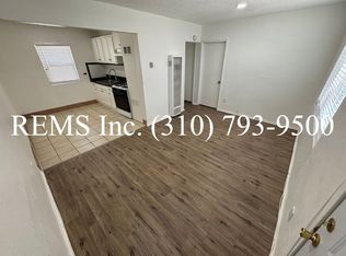 12035 S Willowbrook Ave APT B, Compton, CA 90222