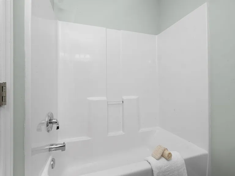 416 Misty Groves Cir — Photo 21