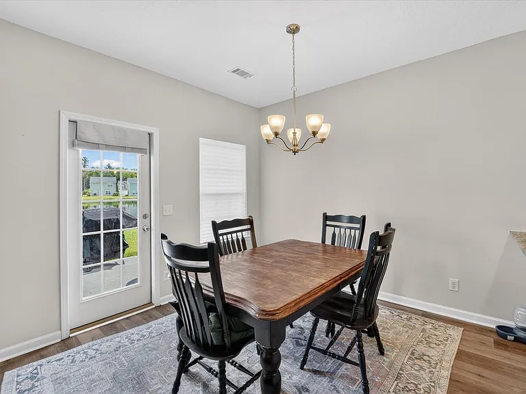 539 Brightleaf Cir — Photo 6