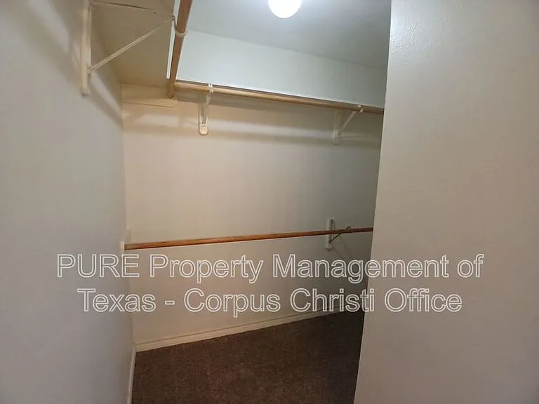 7609 Cold Springs Dr — Photo 19