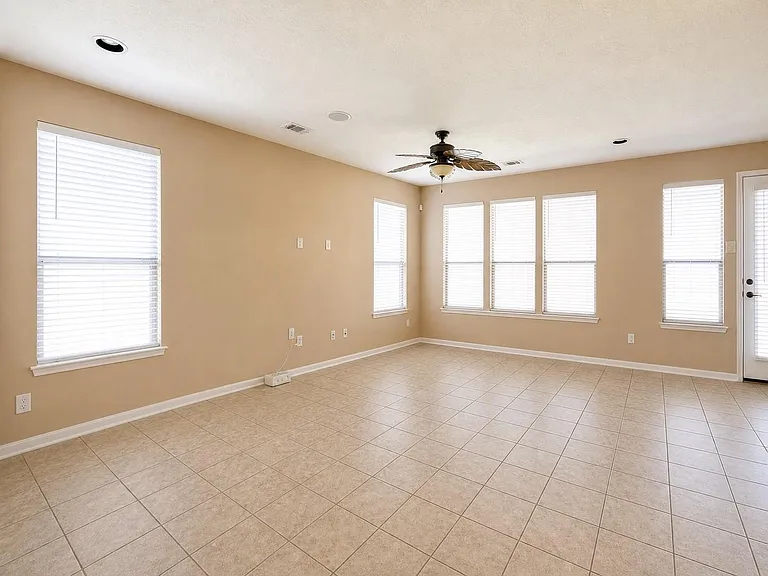 26210 Riley Glen Dr — Photo 5
