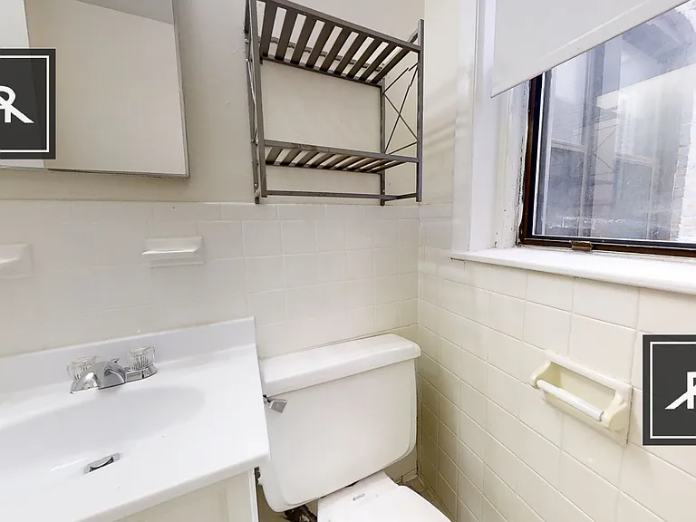 1133 Commonwealth Ave #5 — Photo 17