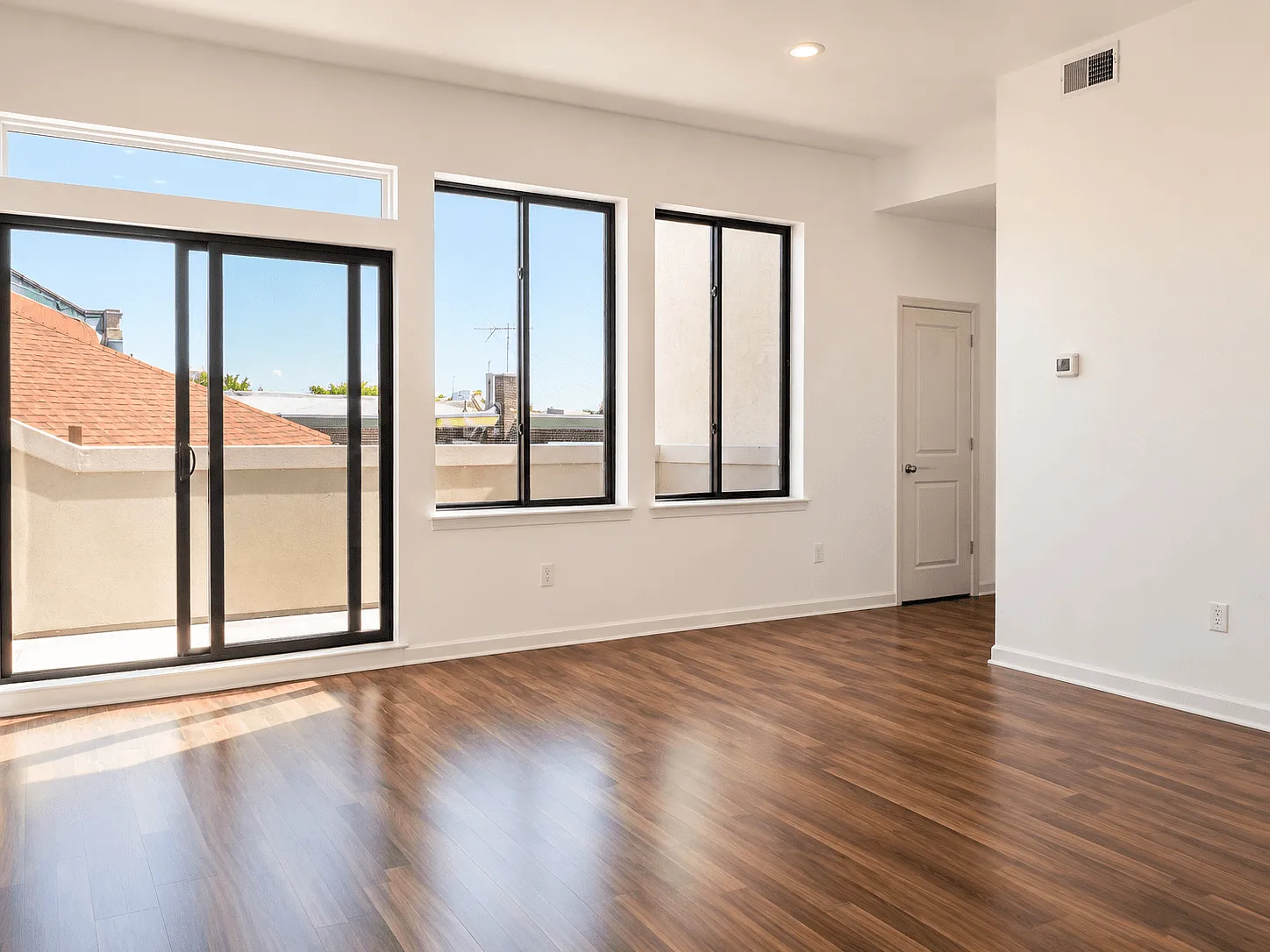 333 Earp Street — Photo 3