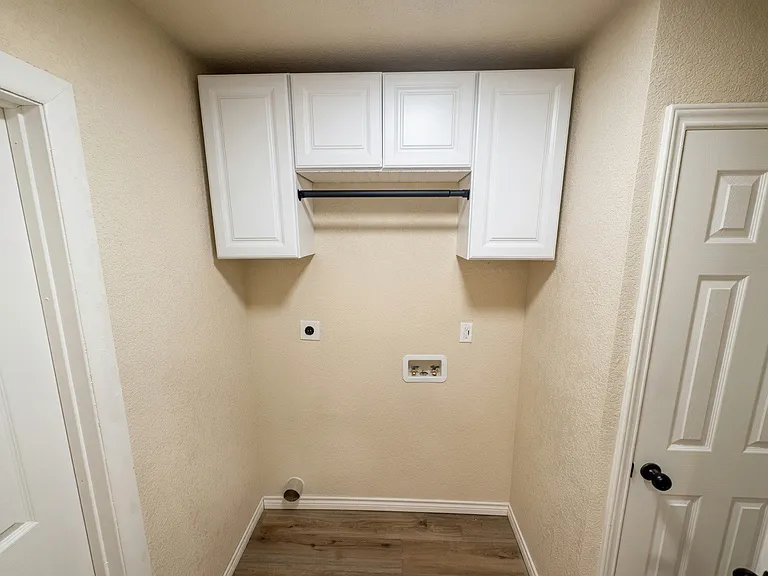 14147 Swallow Dr — Photo 12