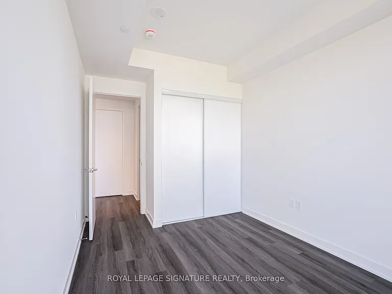 448 Burnhamthorpe Rd W #3807 — Photo 16