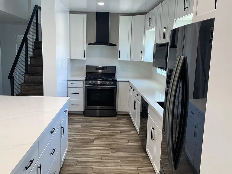 3022 Voltaire St — Photo 4