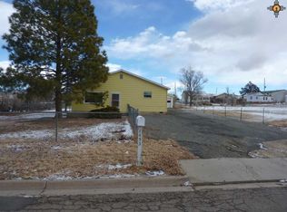 1453 State St, Raton, NM 87740