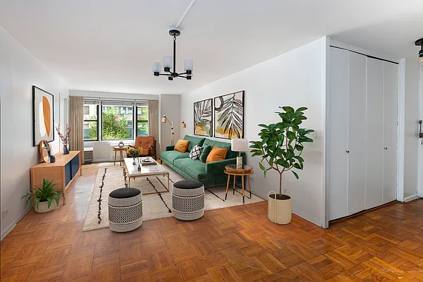 Rented by EXR Somerset LLC | media 1