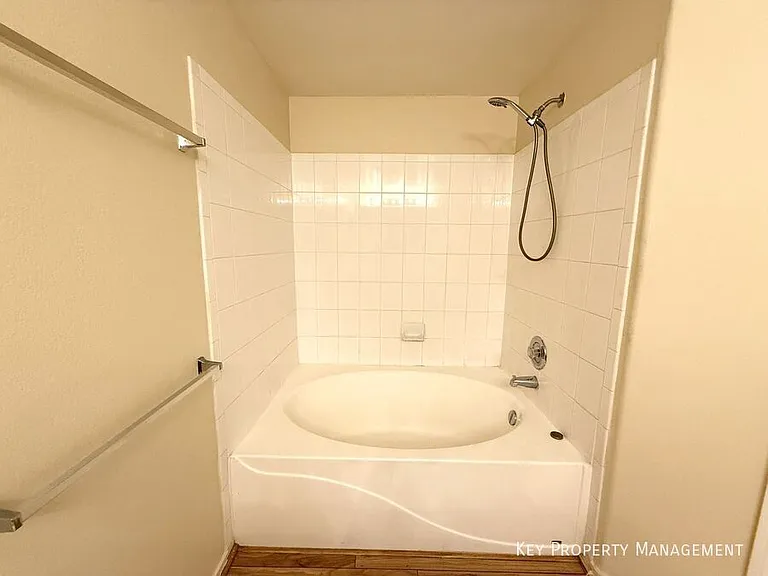 7450 S Eastern Ave #2080 — Photo 14