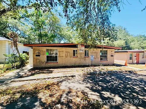 8720 N 48th St Photo 1