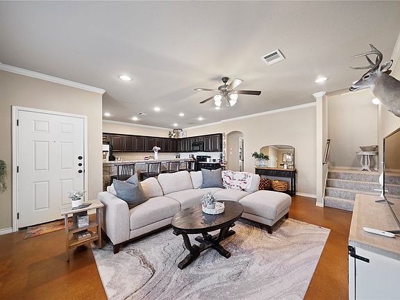 4th image of 139 Kimber Ln