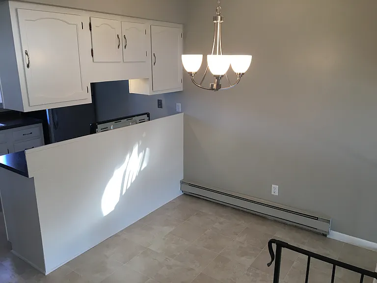 193 N Main St #13 — Photo 7