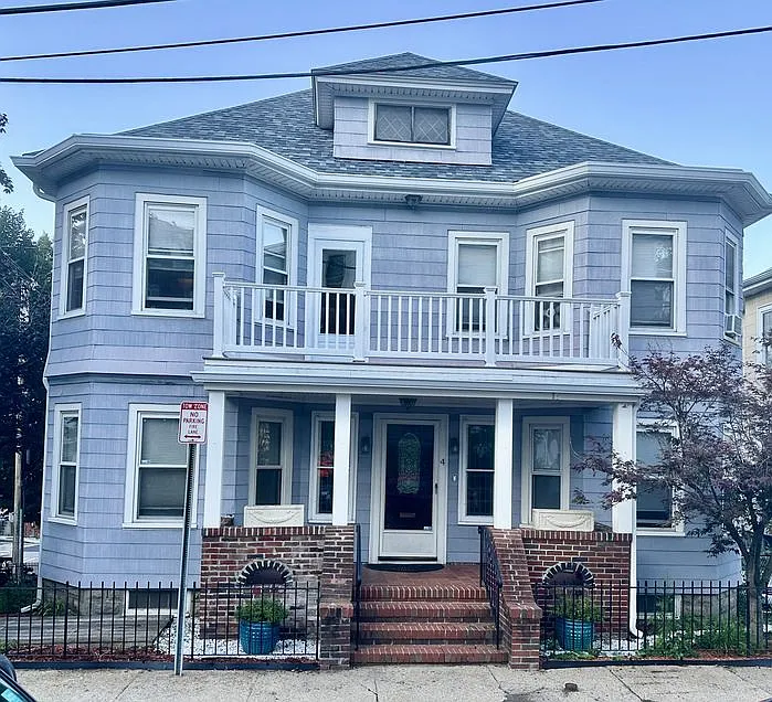 4 Douglas Ave #1