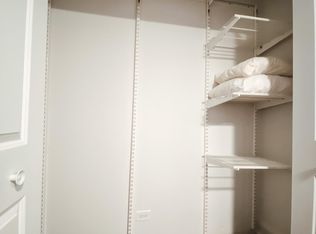 15 N Ada St #G, Chicago, IL 60607