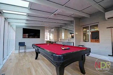 Rented by Next Door Realty NYC