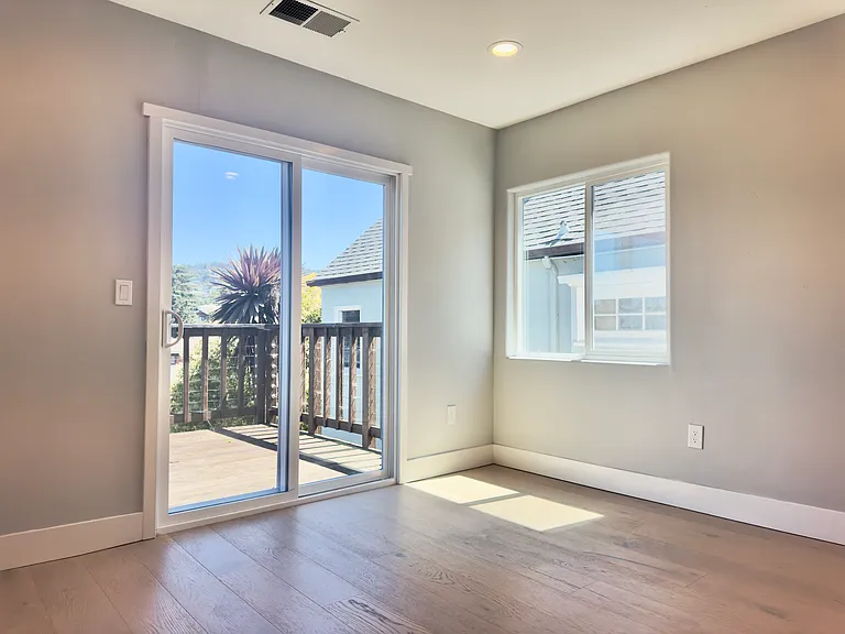 914 Everett Ave — Photo 53