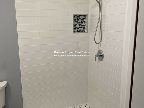 80 Fenway #14 Boston - Fenway Unit Photo 3