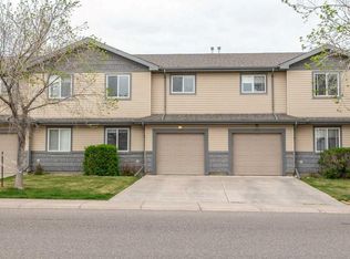 105 S Silkstone Rd W #3, Lethbridge, AB T1J 3A8