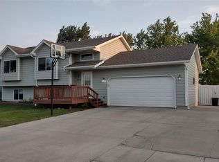 3015 Gypsey Rd, Rapid City, SD 57703