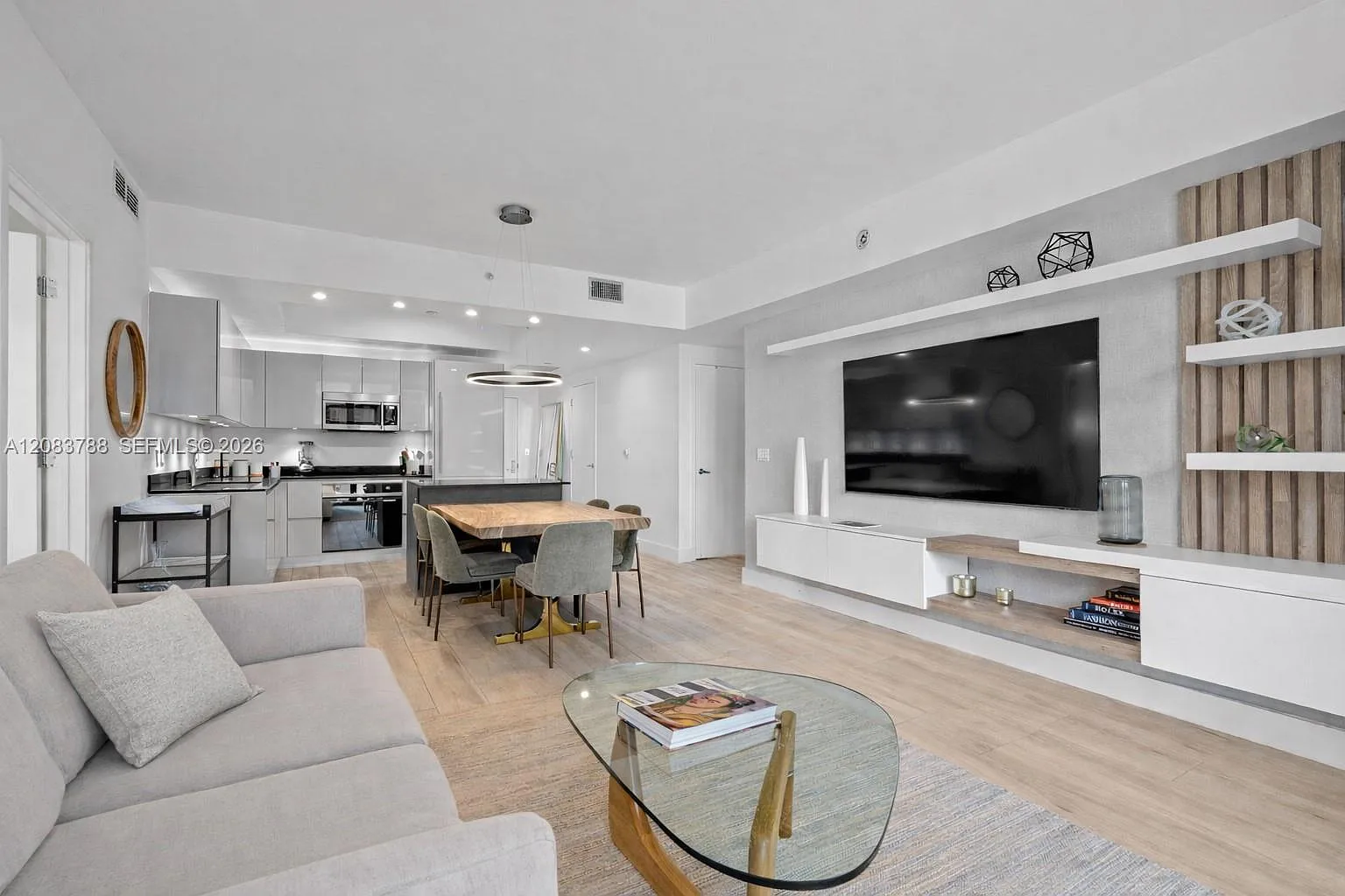1010 Brickell Condo — Photo 2