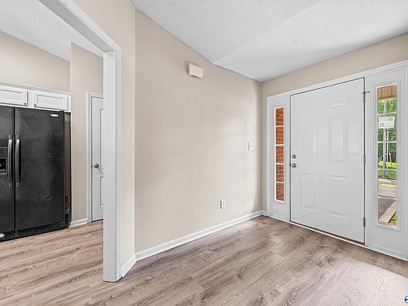 2nd image of 103 Harvest Glen Ln