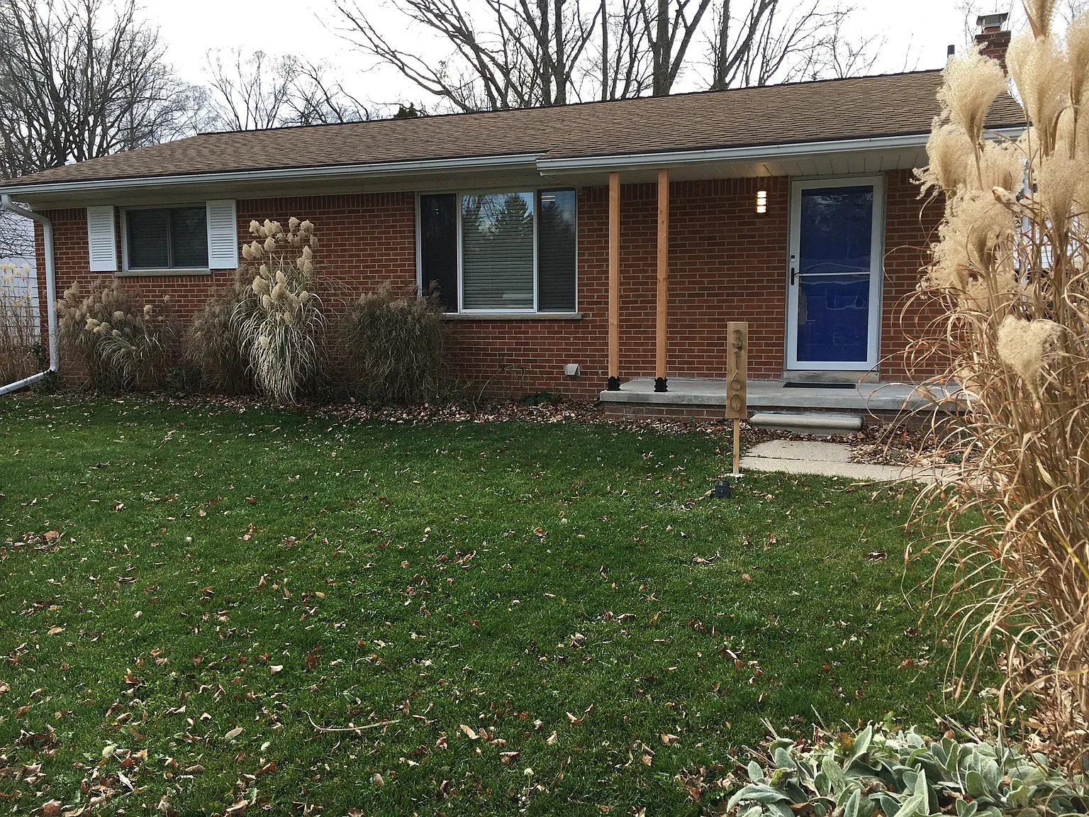 3160 Fernwood Ave photo 1