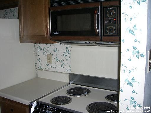 5th image of 11839 Parliament St APT 2023