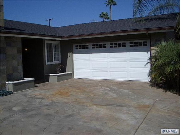 2nd image of 13551 Diamond Head Dr