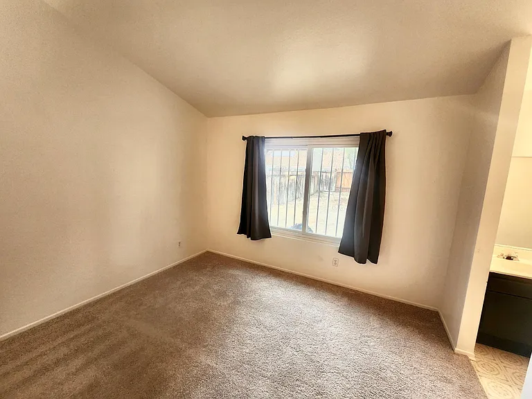 36758 Golden Oak Dr — Photo 8