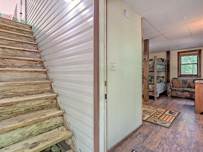492 Sims Way — Photo 36