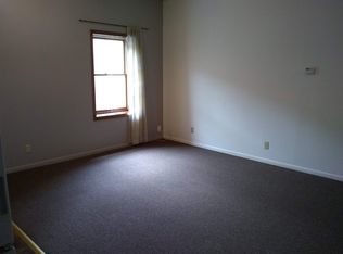 104 E Main St APT 2, Flushing, MI 48433