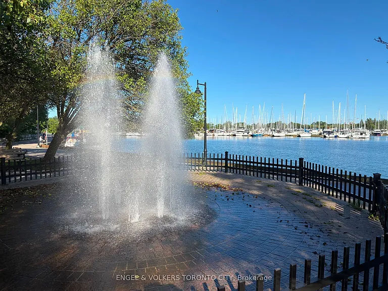 2285 Lake Shore Blvd W #1204 — Photo 37