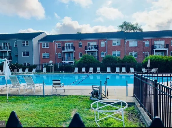 9451 Fairfax Blvd APT 202, Fairfax, VA 22031