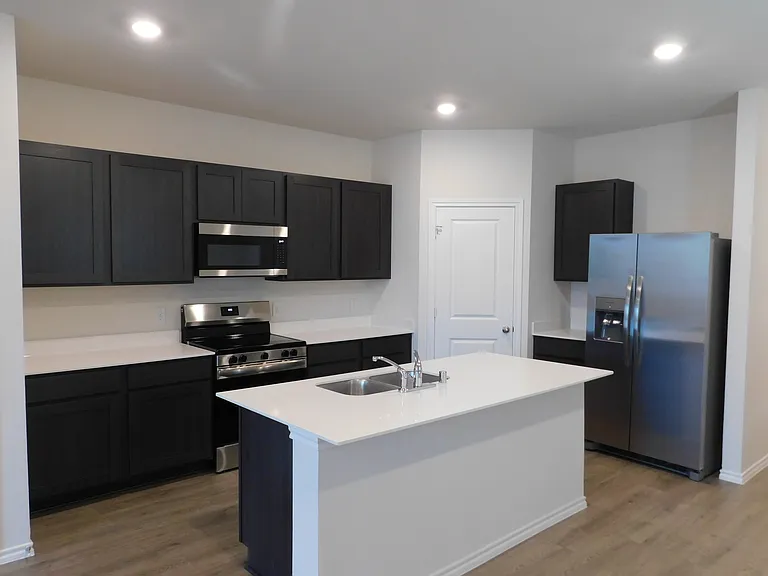 7011 Jessamine Dr — Photo 5