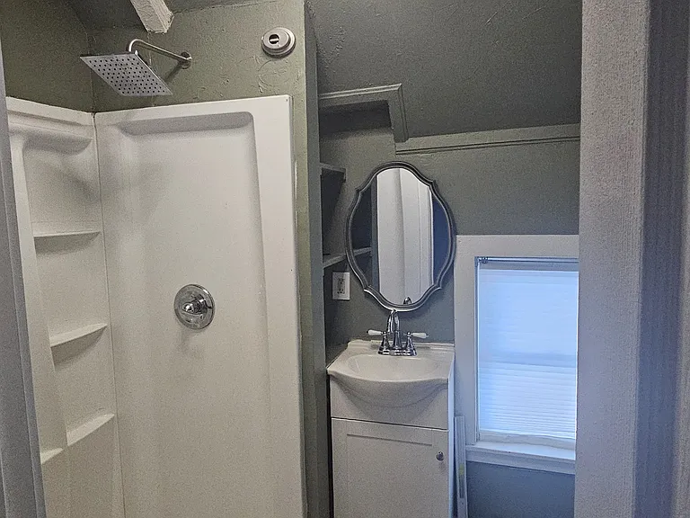 7 Pacific St #2 — Photo 4