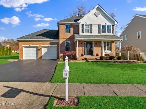 19 Danella Way, Howell, NJ 07731