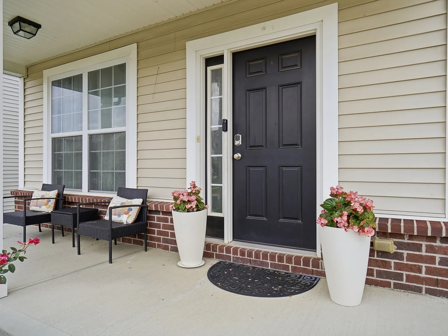 4 bed, 3.5 bath, 3120 sqft, $3,725 — Photo 4