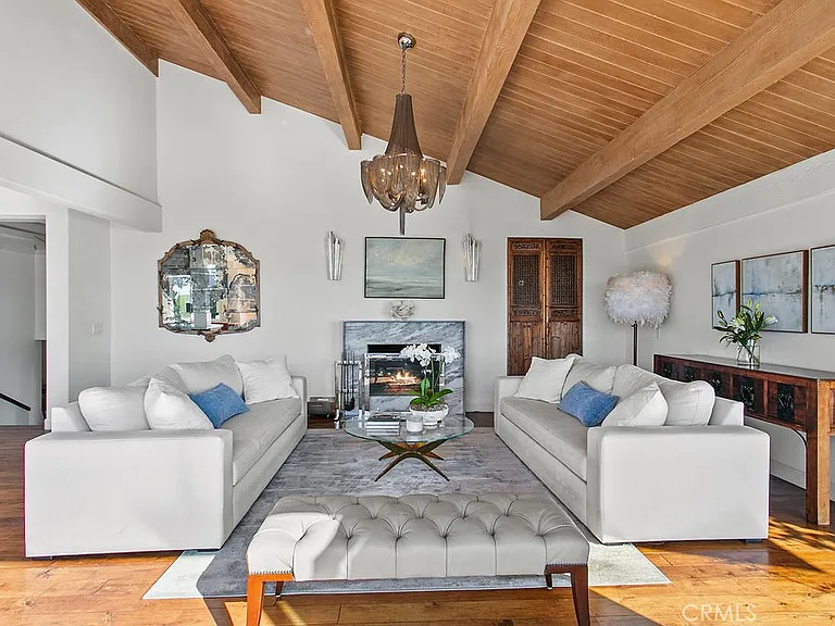 1010 Emerald Bay — Photo 3
