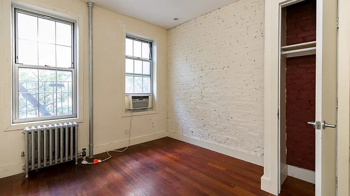 Rented by Nooklyn NYC LLC | media 42