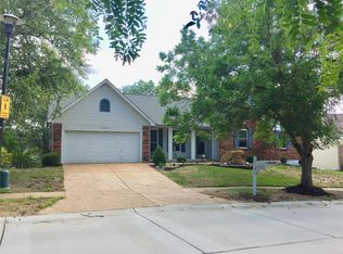16627 Westglen Farms Dr, Ballwin, MO 63011