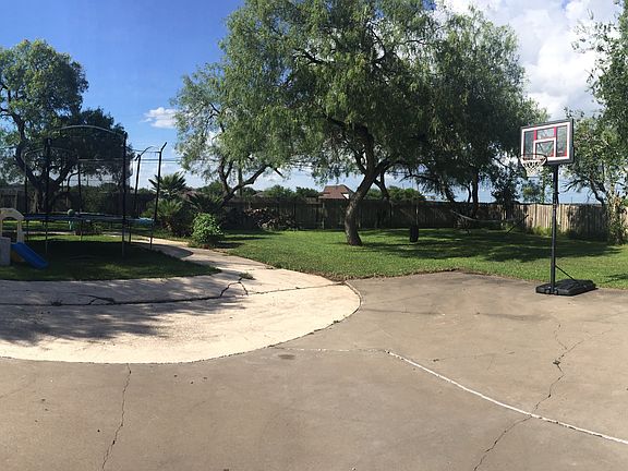 3rd image of 7 Carreta Park