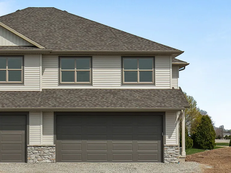 N1106 Craftsmen Ct #1106 — Photo 1