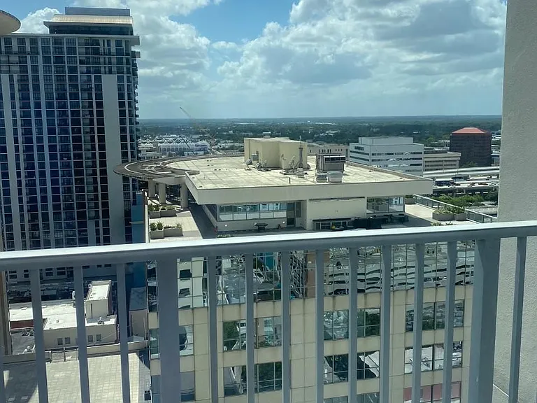 155 S Court Ave #2014 — Photo 8
