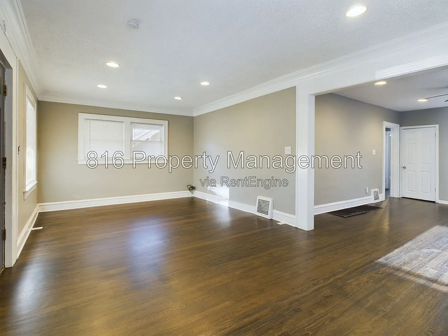 3 bed, 2.0 bath, 1920 sqft, $1,550 — Photo 2